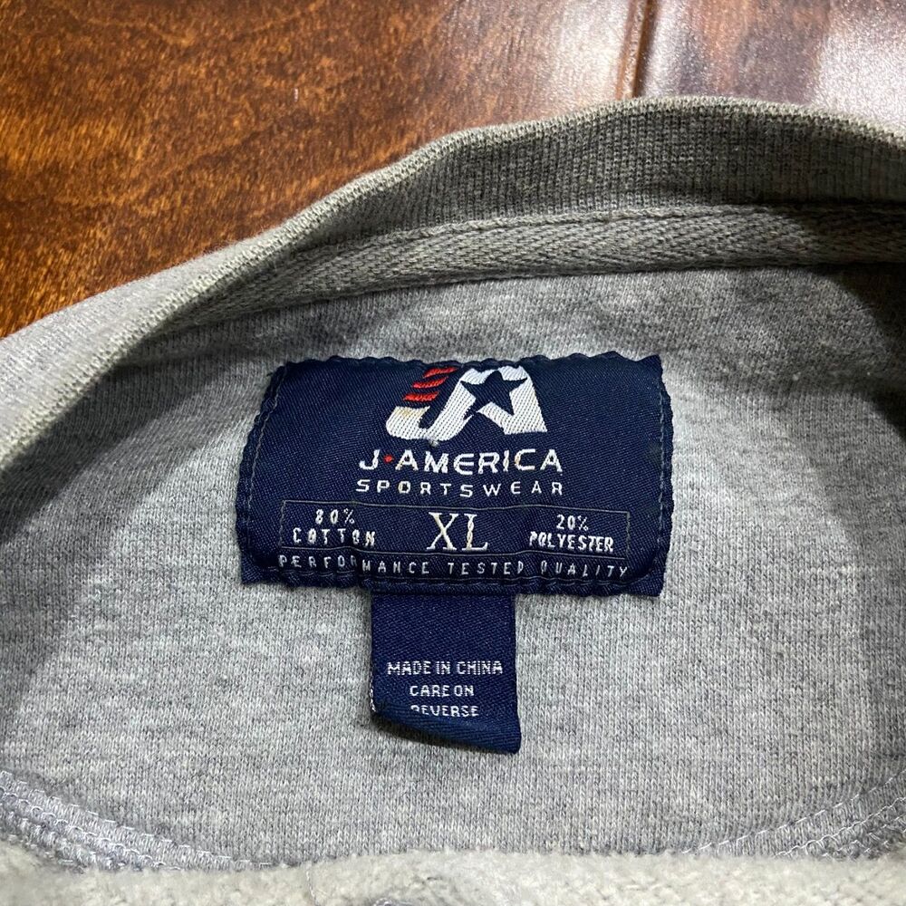 J. America Vintage University Of California CAL Grey Crewneck Sweatshirt XL - Picture 6 of 8